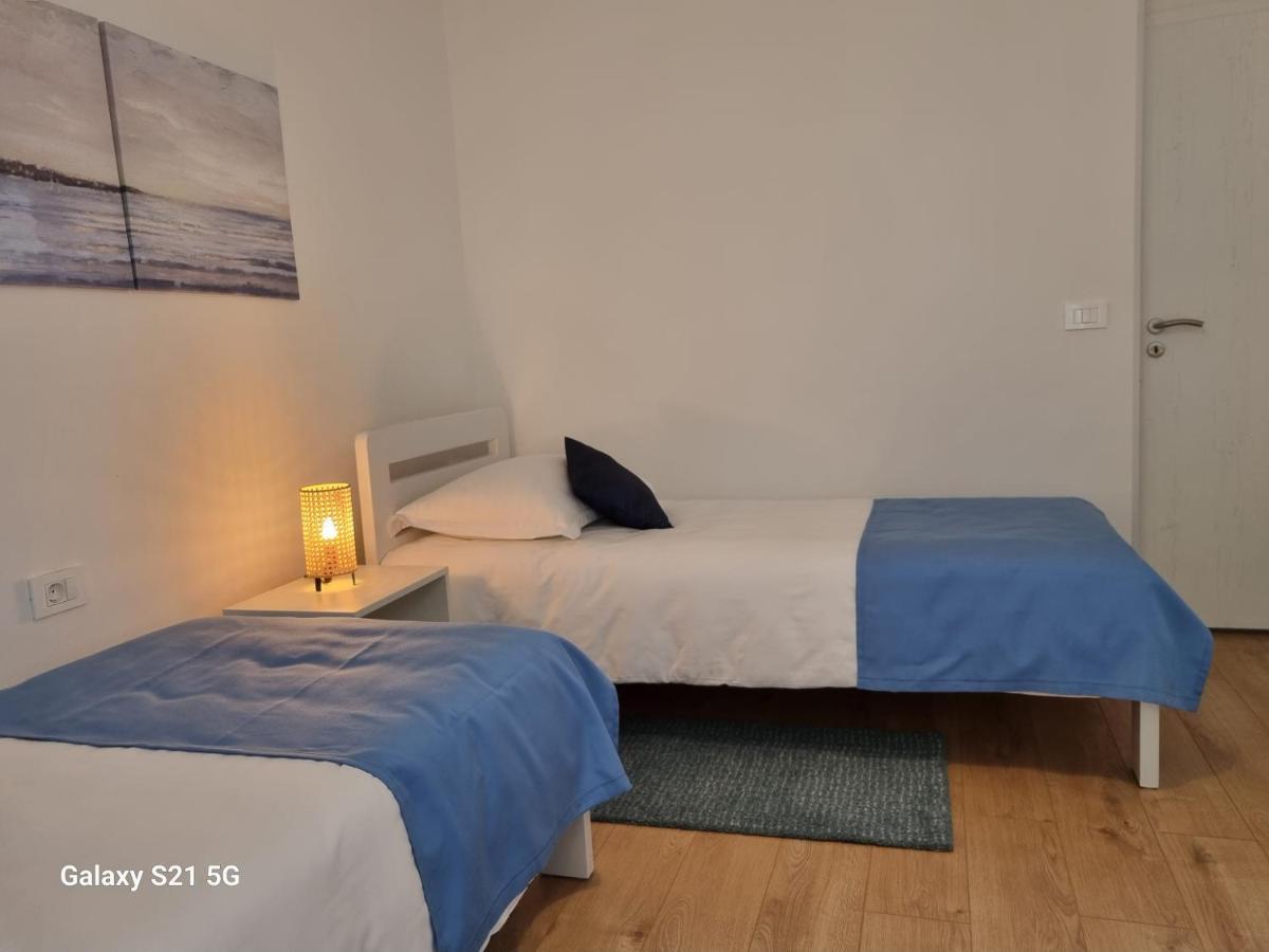 Apartment Rivarela Blu - Newly Renovated And Top Location Near Sea Novigrad  ภายนอก รูปภาพ