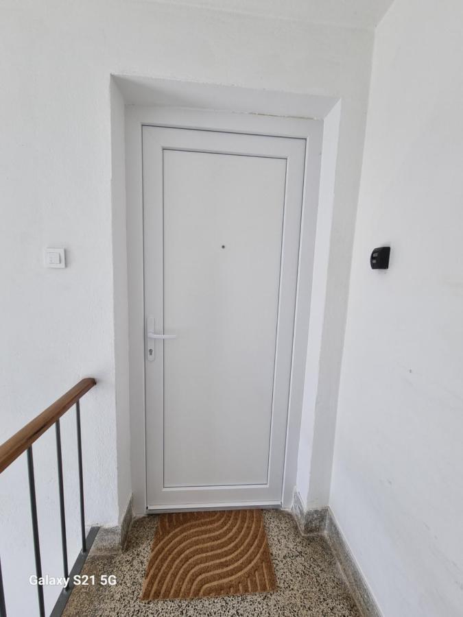 Apartment Rivarela Blu - Newly Renovated And Top Location Near Sea Novigrad  ภายนอก รูปภาพ