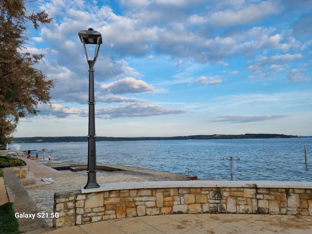 Apartment Rivarela Blu - Newly Renovated And Top Location Near Sea Novigrad  ภายนอก รูปภาพ